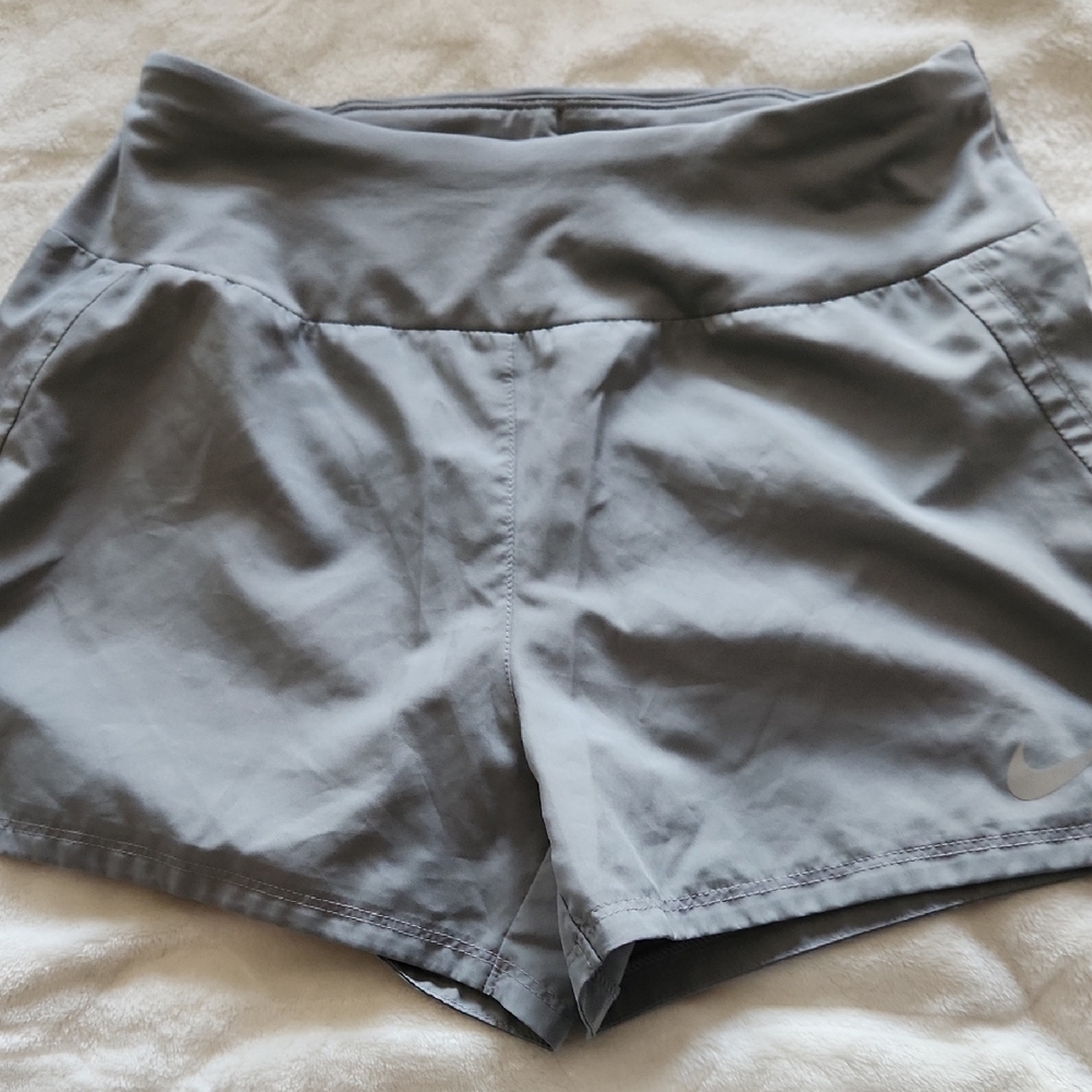 Nike Gray Athletic Shorts Lightweight Performance